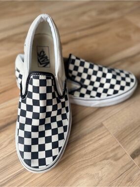 Vans Checkerboard Slip-On Sneakers - Black & White Size 9.5 Men Women 11